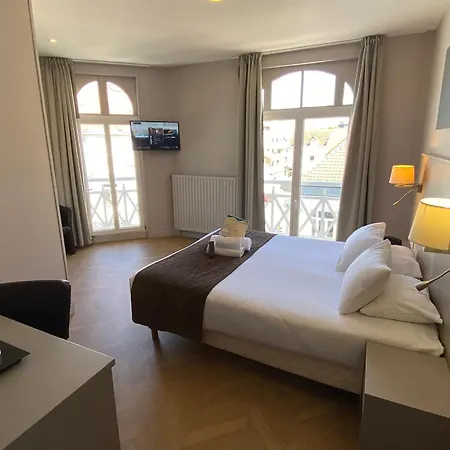 Des 2 Caps Szálloda Wimereux